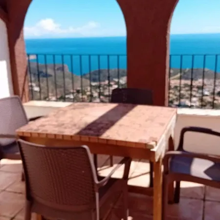 With Views In Cumbre Del Sol Appartamento *